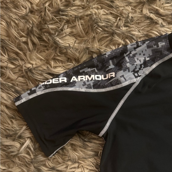 Under Armour DRIFIT Workout Undershirt sz L - Picture 2 of 4